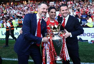 买人！罗马诺：阿森纳今夏可能有3-4笔引援，边锋是绝对优先目标